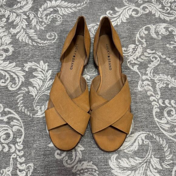 Lucky Brand Women's Beige Flat Sandal Size 9.5 Casual Open Toe - Picture 2 of 7